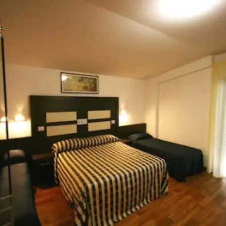 Hotel Milton Cattolica