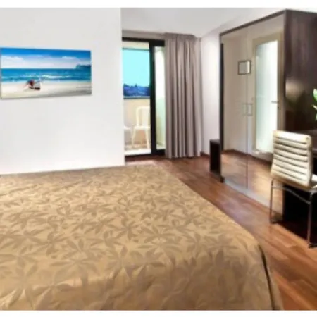 Milton 3* Cattolica